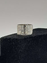 Load image into Gallery viewer, 1/2&quot; Wolf ring - size 8 by Billy Cook

