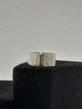 Load image into Gallery viewer, 3/8&quot; Raven ring - Size 7 by Billy Cook
