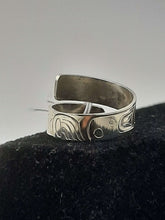 Load image into Gallery viewer, Wolf Wrap Ring 1/4&quot; by Billy Cook
