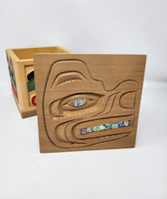 Load image into Gallery viewer, Bentwood Box - Grizzly mother lid by Sean Whonnock
