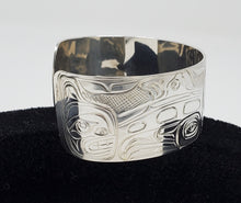 Load image into Gallery viewer, Killer Whale and Salmon 1&quot; Bracelet by Donald Wadhams
