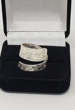Load image into Gallery viewer, Eagle &amp; Raven wrap ring by Donald Wadhams
